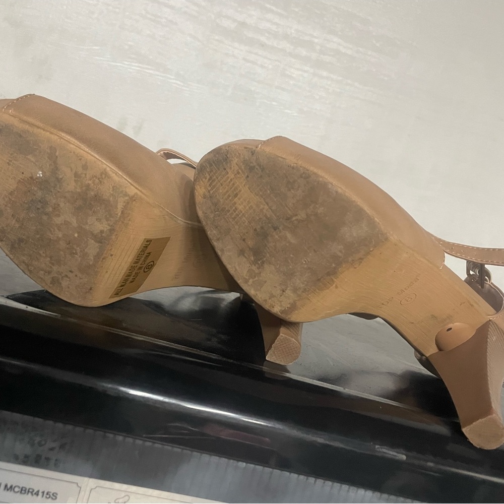 Top Moda Heels - Picture 3 of 3